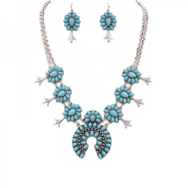 Western Crescent Necklace Set