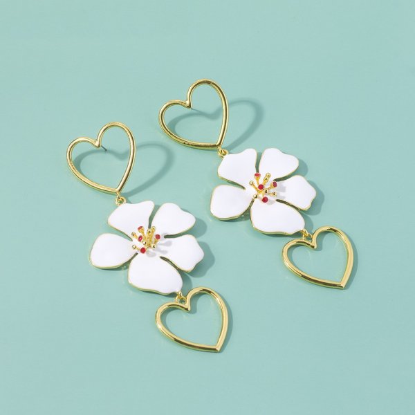 The new super delicate love drip flower pendant earrings